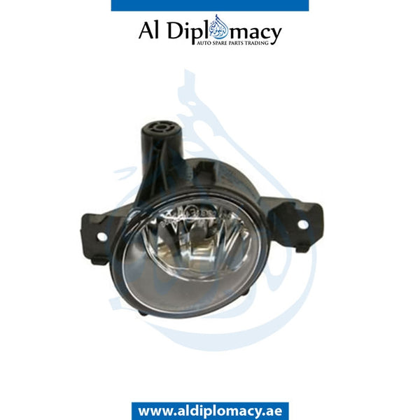 Right FOG LAMP for BMW 1 Series E70 (2010-2013) models, Part Number UN-63176924656